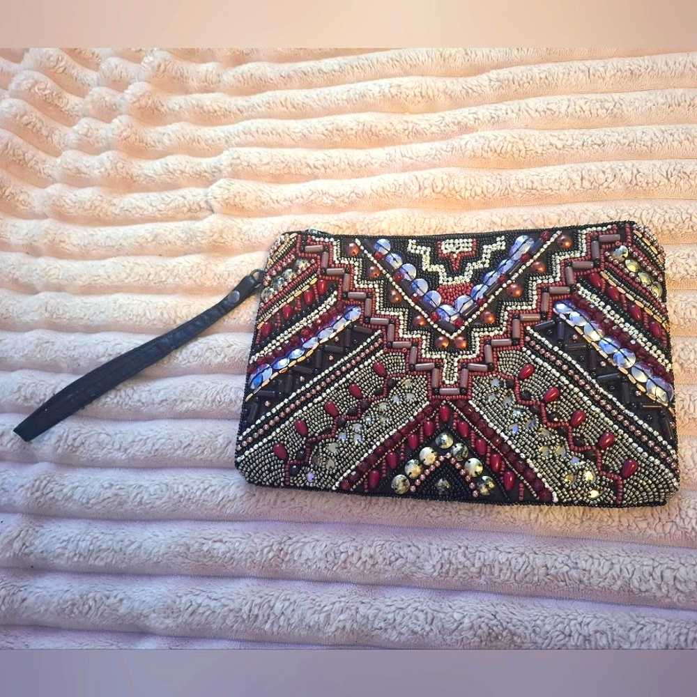 📿Beaded Wristlet Clutch - Multicolor Bohemian Geometric Chevron Print India
